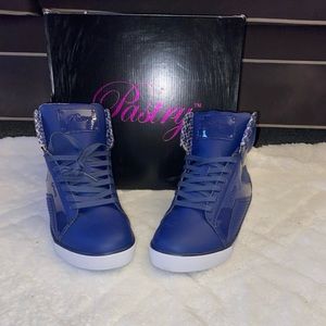 NWT-Pastry Blue Dance Sneaker. America’s #1 Dance Sneaker.